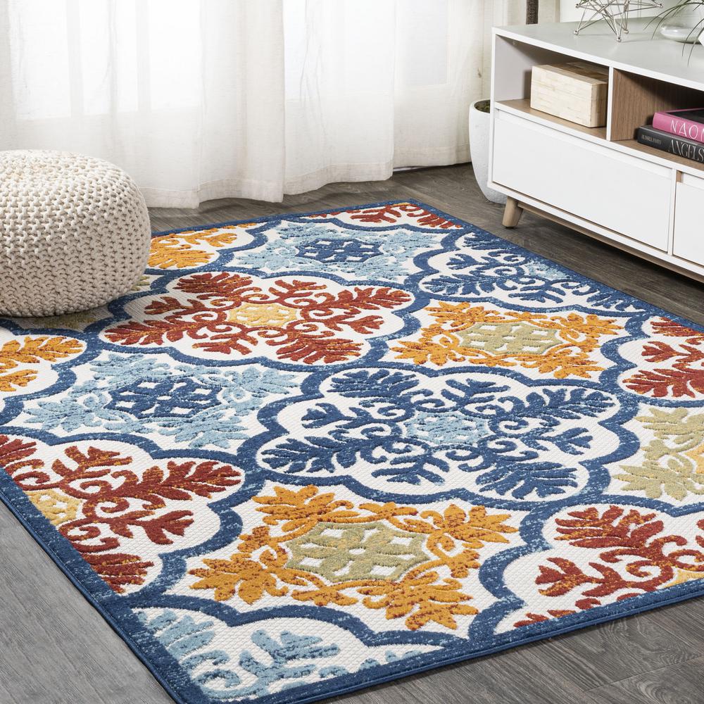 Cassis Ornate Ogee Trellis High-Low Indoor/Outdoor Area Rug. Picture 3