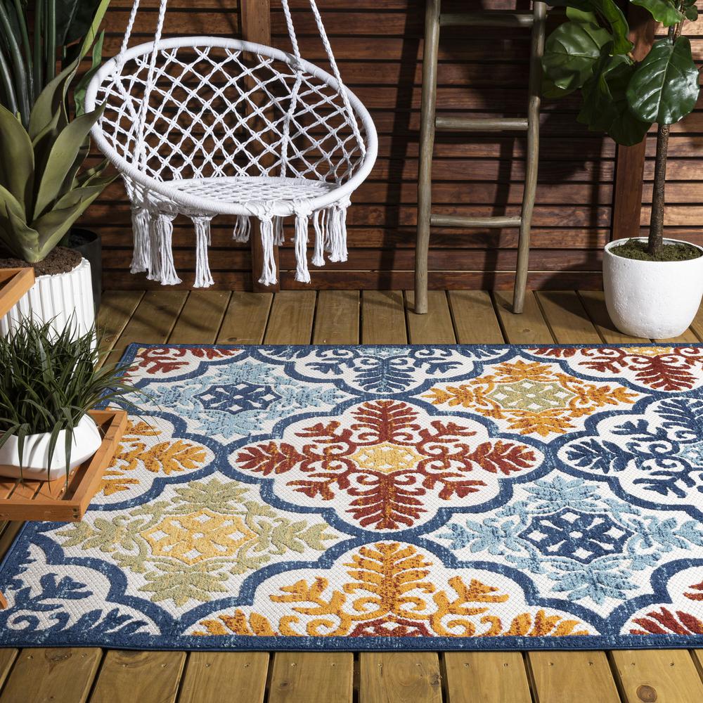 Cassis Ornate Ogee Trellis High-Low Indoor/Outdoor Area Rug. Picture 8