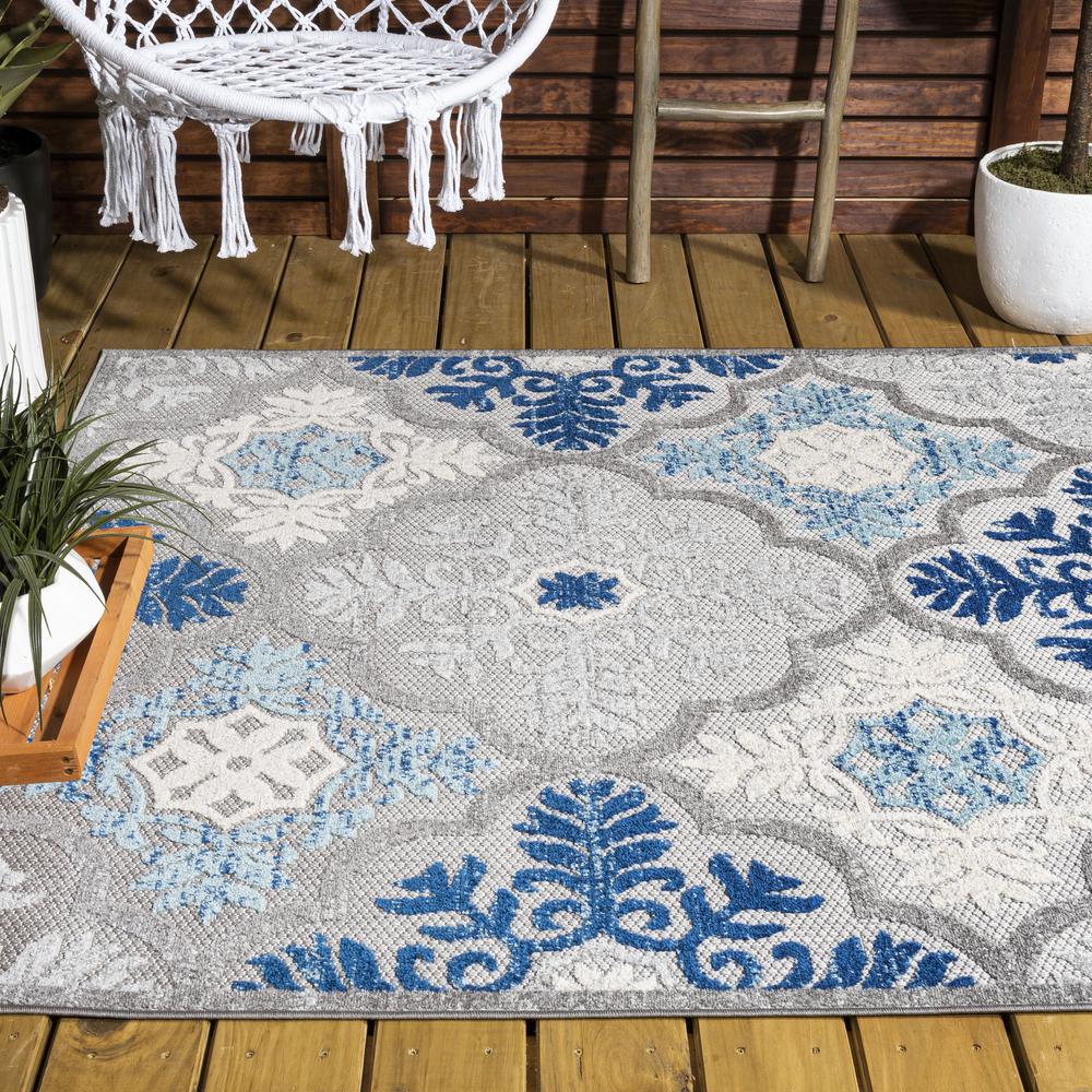 Cassis Ornate Ogee Trellis High-Low Indoor/Outdoor Area Rug. Picture 8