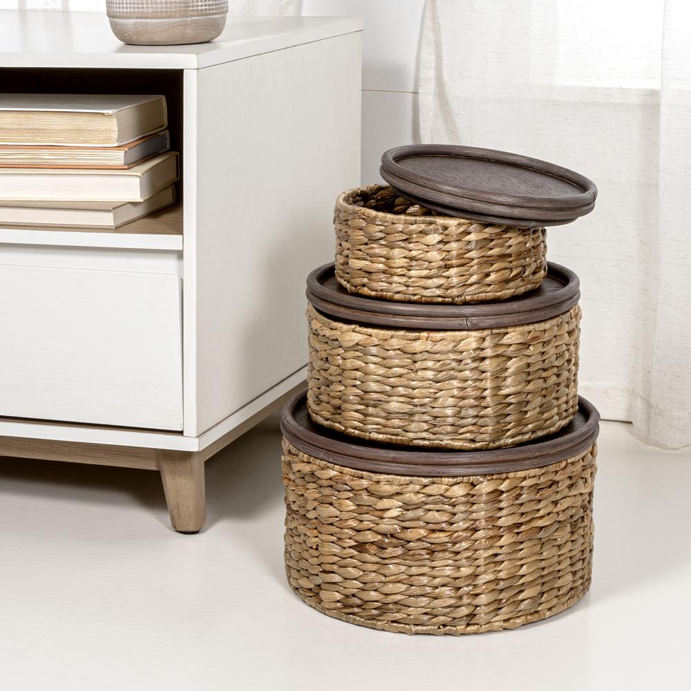 Gouda Southwestern Hand-Woven Hyacinth Circular Nesting Baskets With Wood Lids. Picture 2