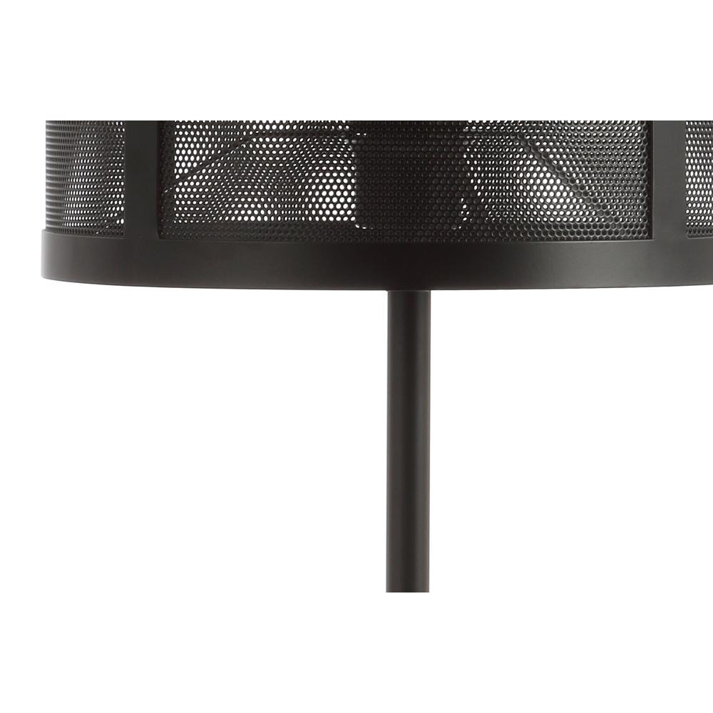 Wilcox Minimalist Metal LED Table Lamp. Picture 3