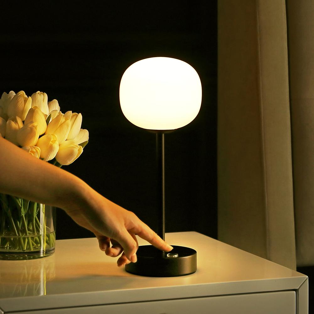 Natalia Modern Minimalist Iron Rechargeable Integrated Led Table Lamp. Picture 8