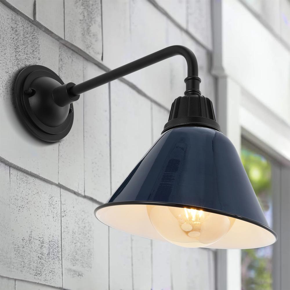 Industrial Indoor/Outdoor Iron LED Gooseneck Arm Outdoor Sconce. Picture 4