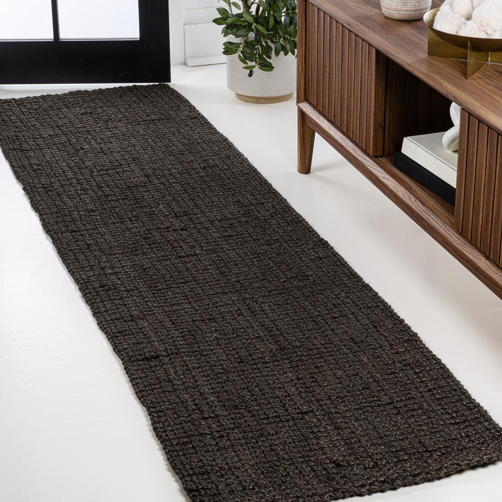 Pata Hand Woven Chunky Jute Area Rug. Picture 2