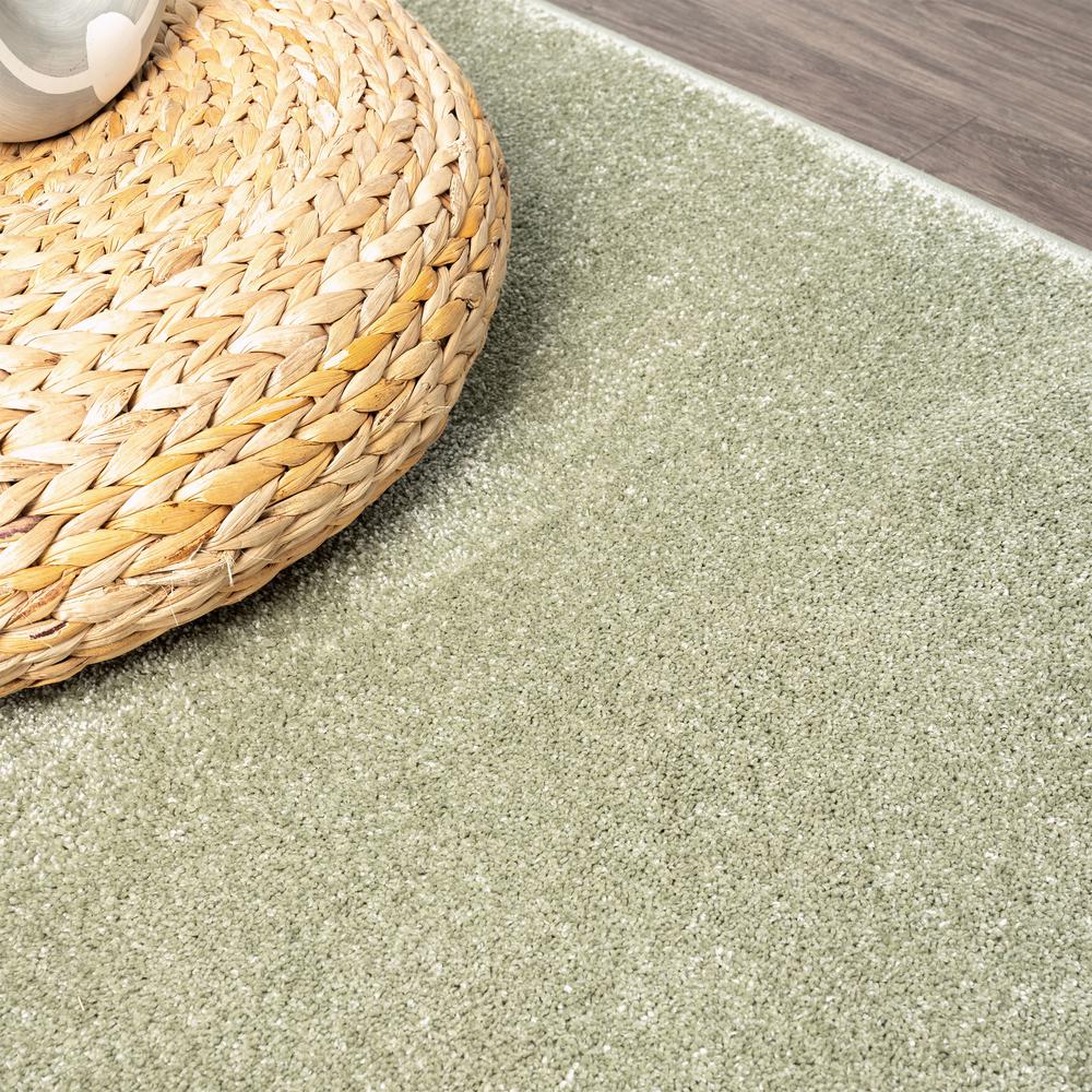Haze Solid Low Pile Area Rug Green. Picture 5