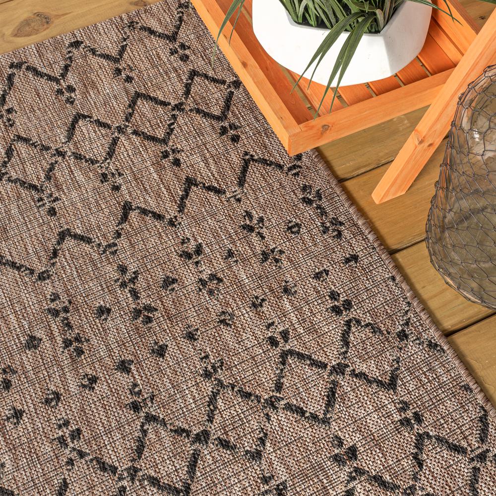 Ourika Moroccan Geometric Tetured Weave Indoor/Outdoor Runner Rug. Picture 4