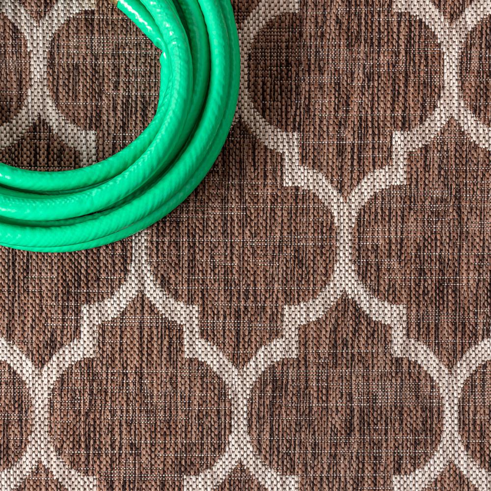 Trebol Moroccan Trellis Textured Weave Indoor/Outdoor Area Rug. Picture 5
