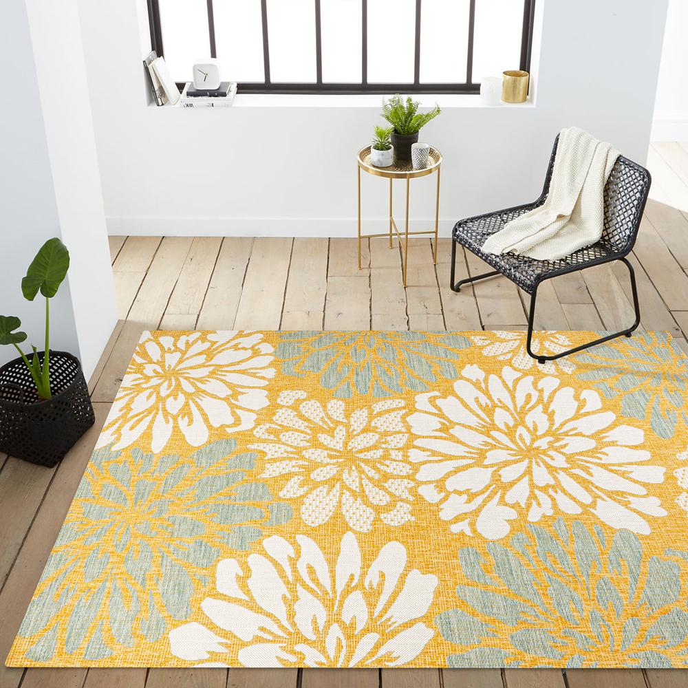 Zinnia Modern Floral Textured Weave Indoor/Outdoor Area Rug. Picture 15