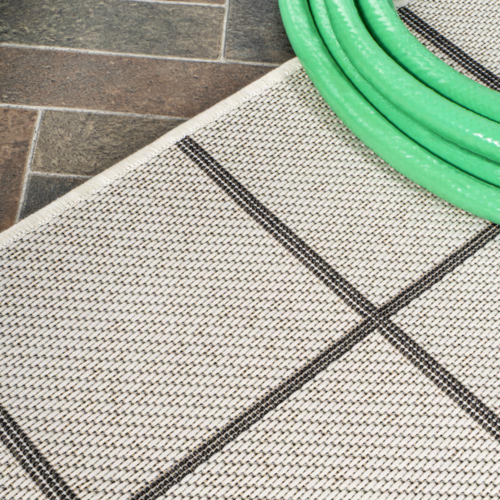 Grid Modern Squares Indoor/Outdoor Area Rug. Picture 5