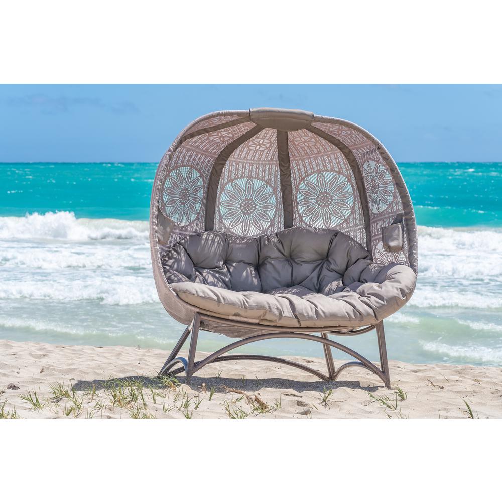 Cozy Pumpkin Chair in Dreamcatcher Sand. Picture 2
