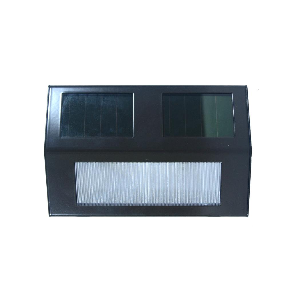 Solar Step Lights - (2-Pack). Picture 1