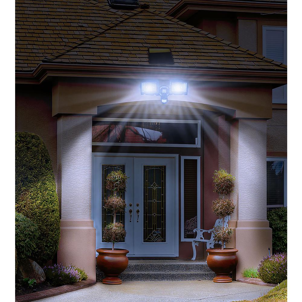120 LED Solar Motion Security Light. Picture 7