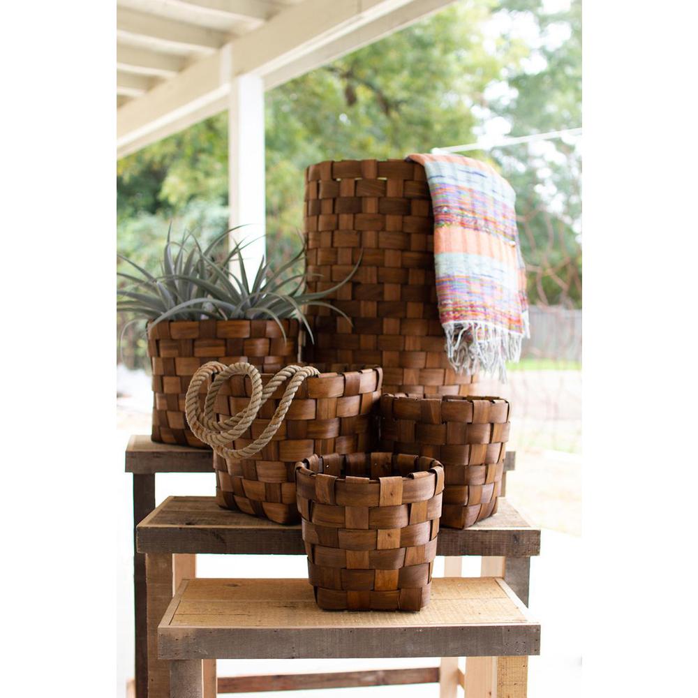 Set Of Five Nesting Round Chipwood Baskets. Picture 2