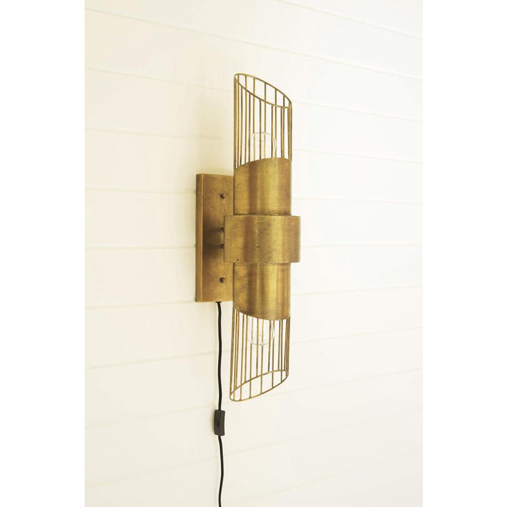 Brass Finish Metal Wall Sconce Light. Picture 2