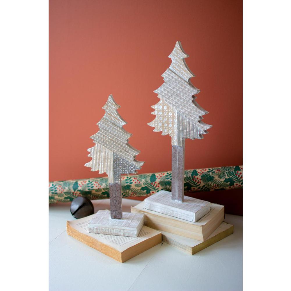 Set Of Two Wooden Christmas Trees On Bases. Picture 2