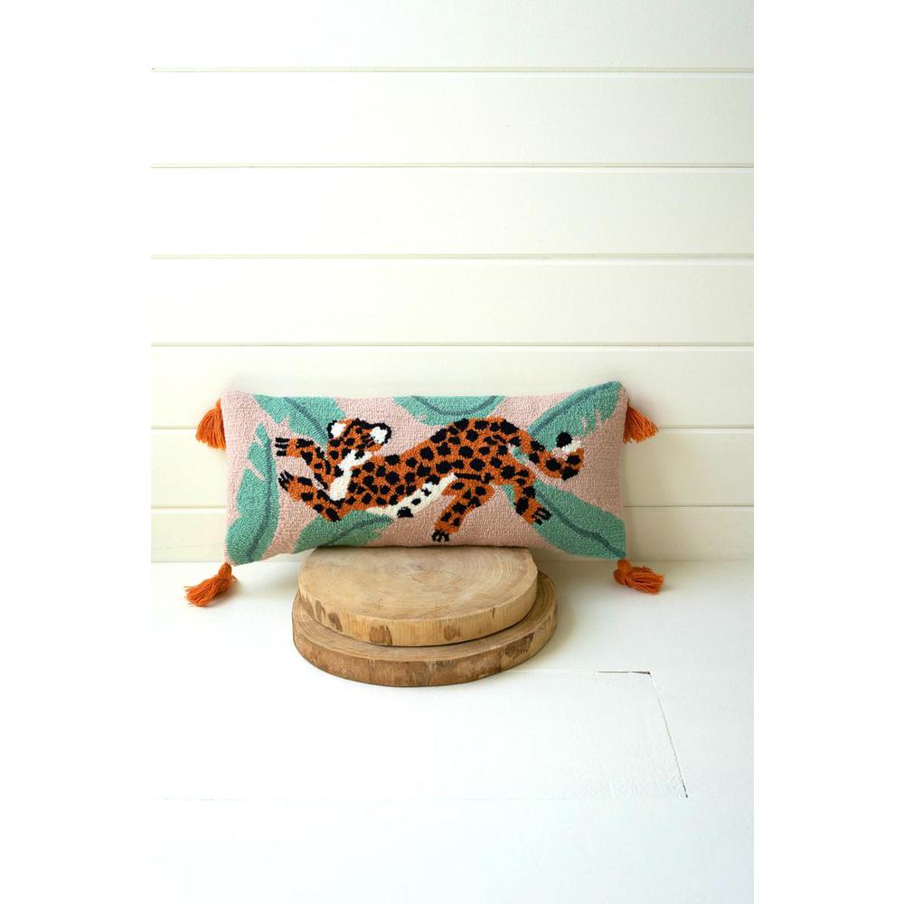 Cheetah With Tassels Hand Hooked Pillow. Picture 2