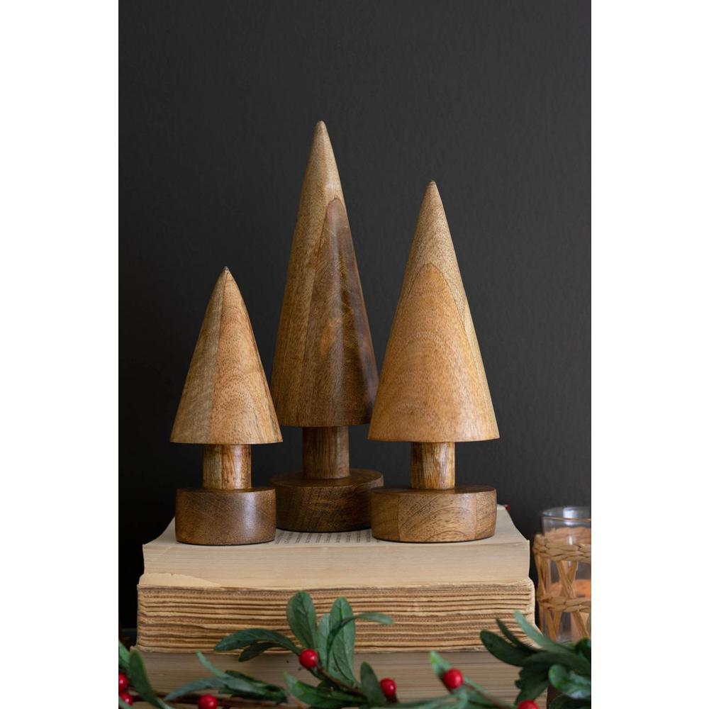 Set Of Three Turned Wooden Christmas Trees. Picture 2
