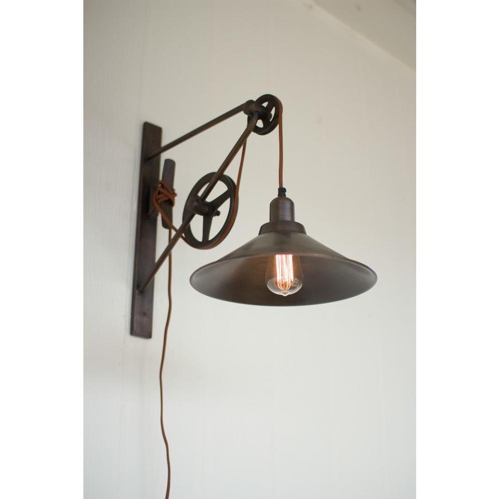 Double Pulley Wall Sconce. Picture 2