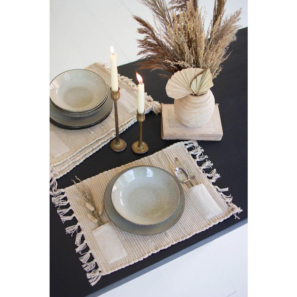 Set Of Four Natural Cotton Placemats With Pockets. Picture 2