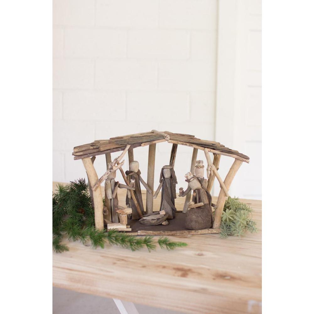 Driftwood Nativity. Picture 2