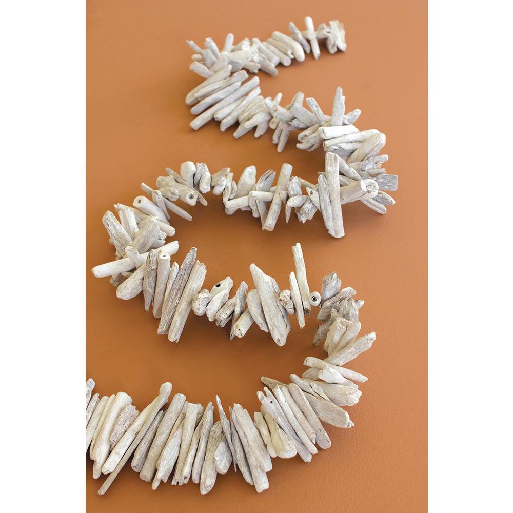 White-Washed Driftwood Garland. Picture 2