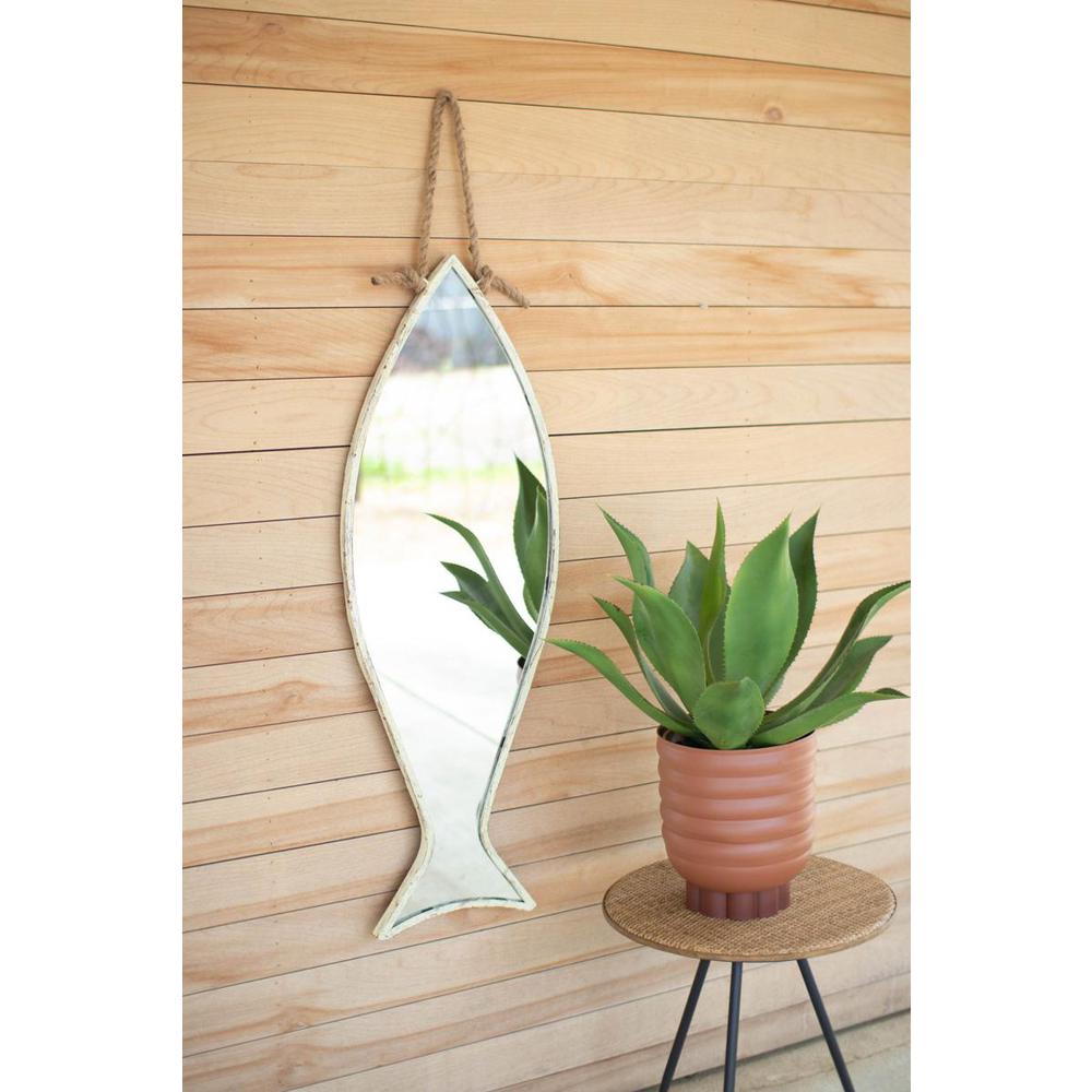 Vertical Fish Mirror With Rope Hanger. Picture 4