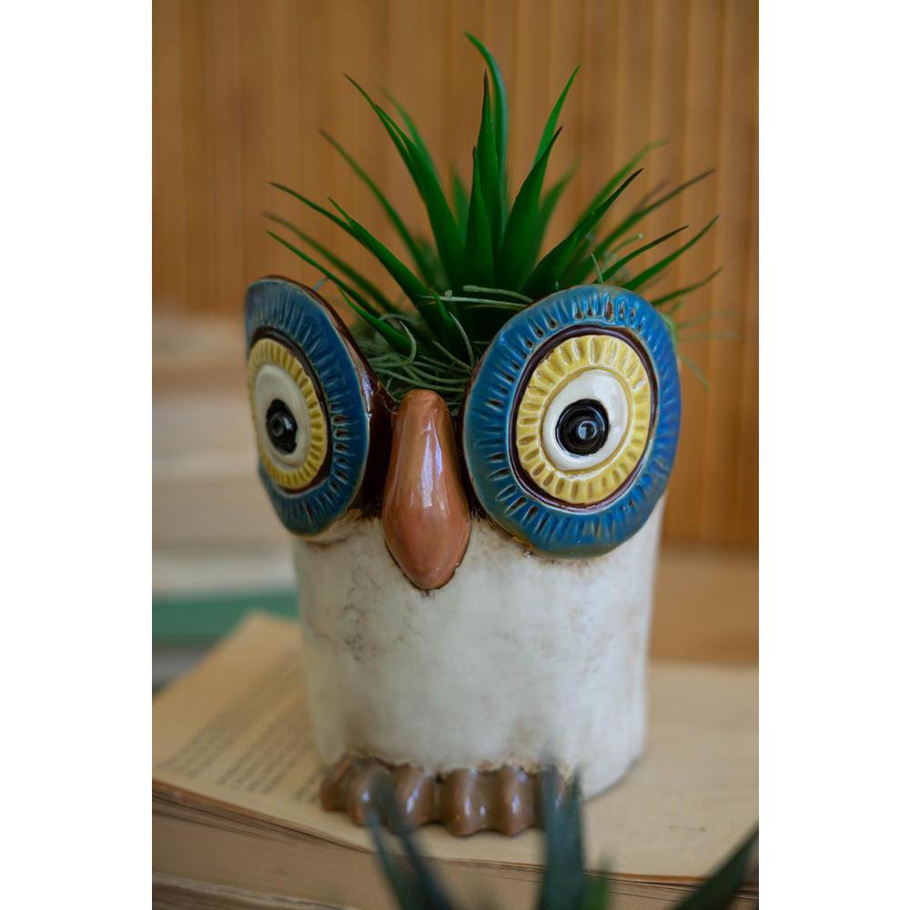 Set Of Three Ceramic Owl Planters. Picture 4