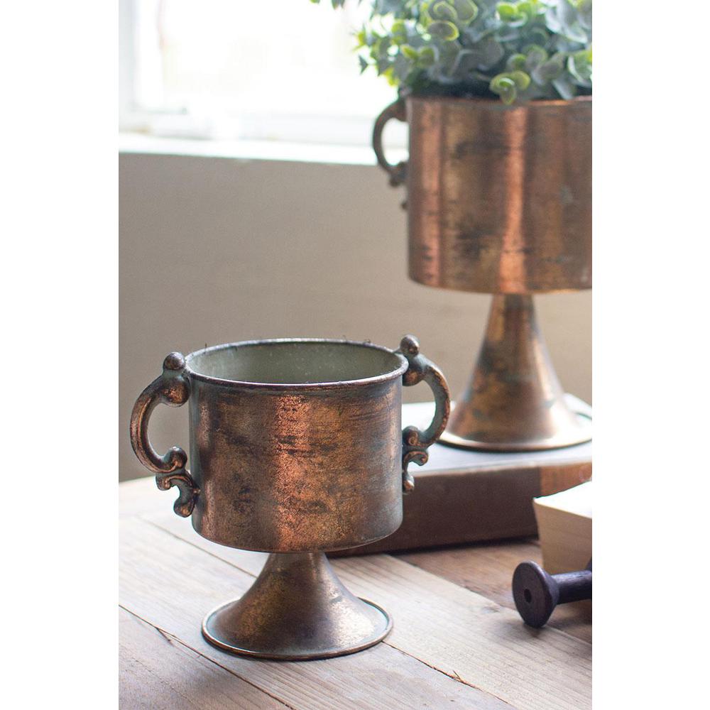 Set Of Two Antique Copper Finish Planters With Handles. Picture 2