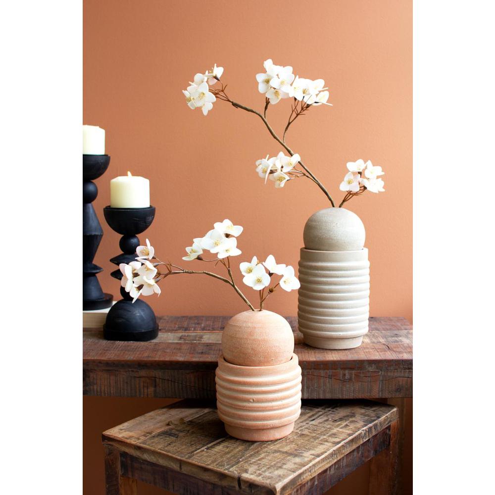 Set Of Two Ribbed Clay Vases With Bud Vase Spheres. Picture 3