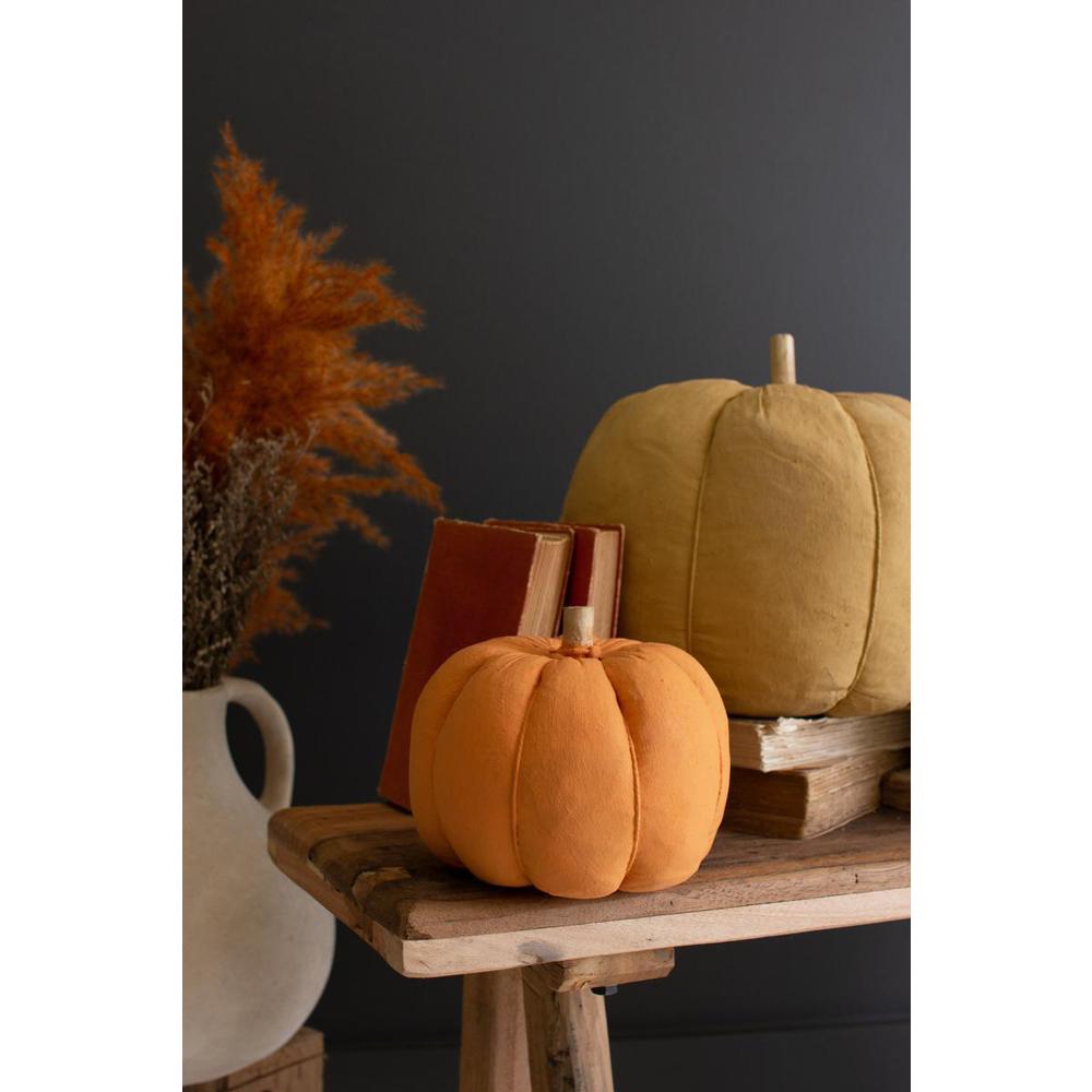 Set Of Three Painted Canvas Pumpkins. Picture 3