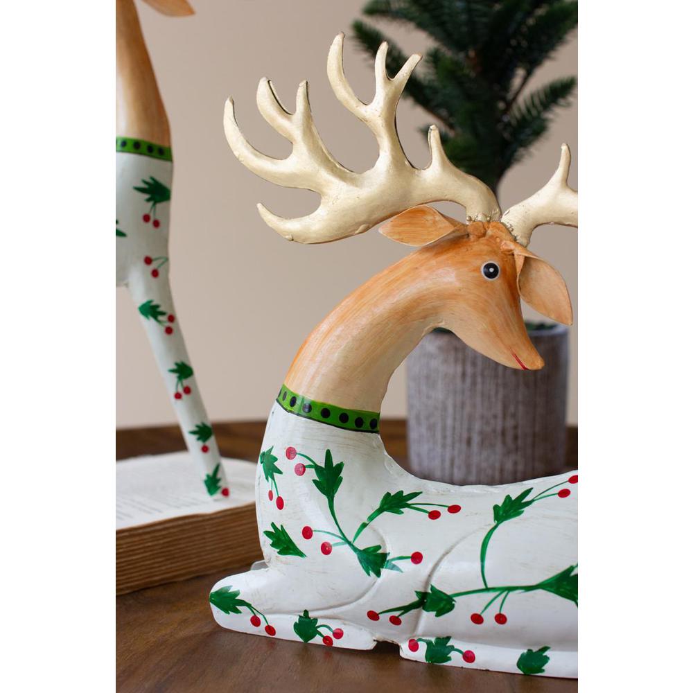 Set Of Two Painted Metal Reindeer. Picture 3