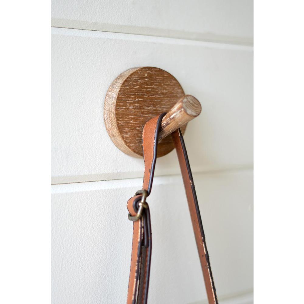 Reclaimed Wooden Coat Hook Round. Picture 1