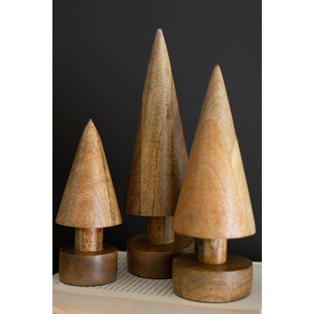 Set Of Three Turned Wooden Christmas Trees. Picture 3