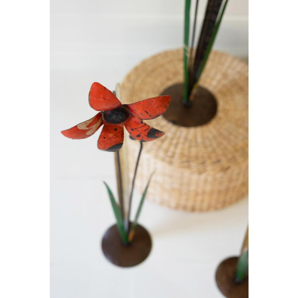 Set Of Three Recycled Iron Flowers. Picture 3