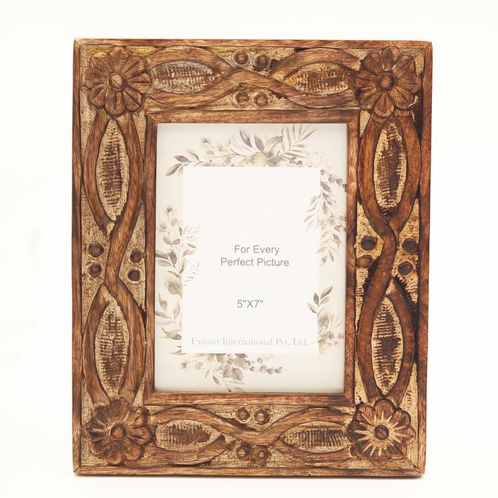Wooden Carving Photo Frame 5'' X 7'' - Burnt Finish. Picture 2