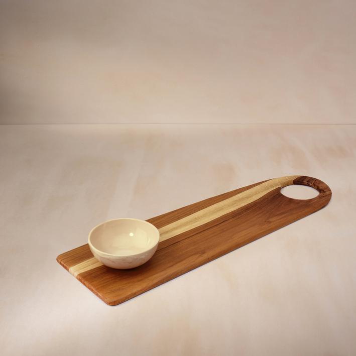 Teak Wood Platter. Picture 1