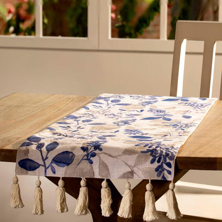 Tropical Paradise Linen Table Runner-Cotton. Picture 2