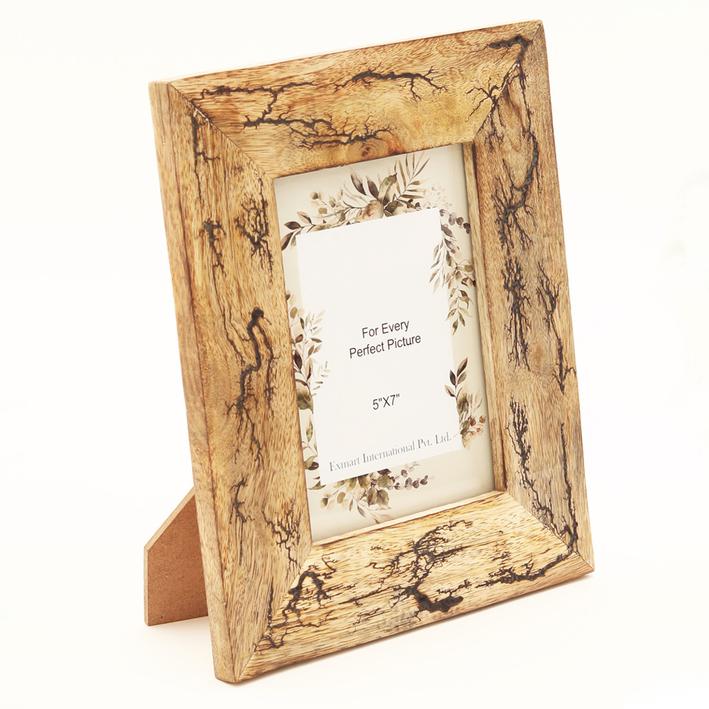 Wooden Carving Photo Frame 5'' X 7'' - Laser Effect. Picture 1