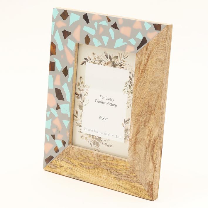 Wood Resin Photo Frame 5'' X 7'' - Natural. Picture 1
