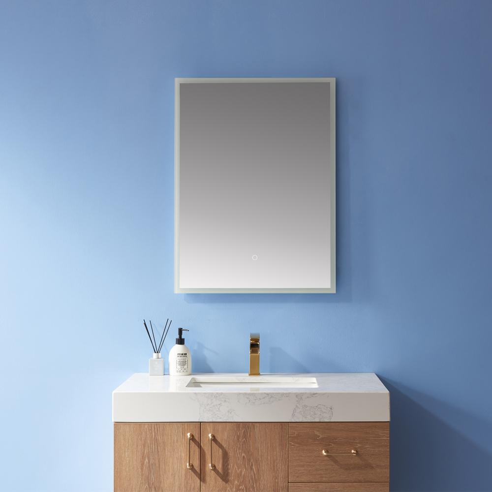 24''  Rectangle Illuminated Bathroom/Vanity Wall Mirror. Picture 4