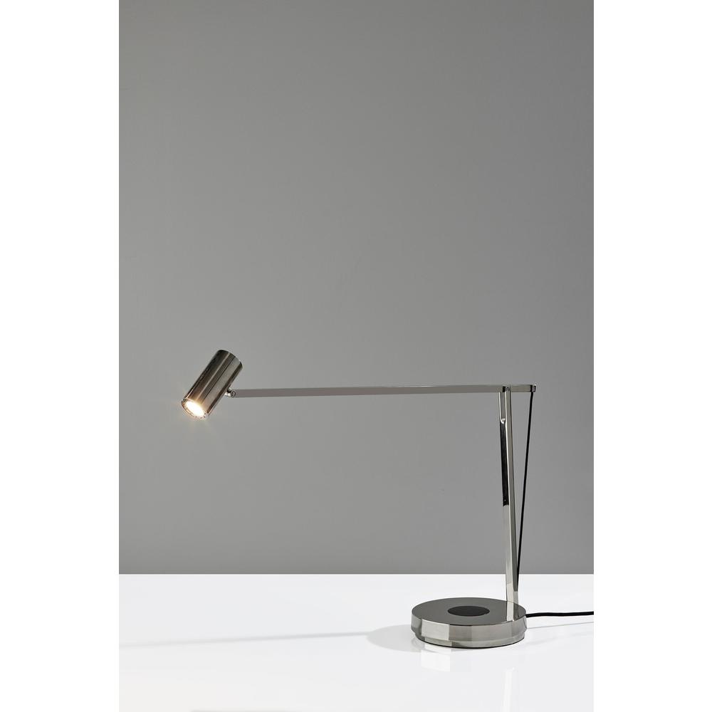 Turrell Task Lamp w. Wireless Charging. Picture 4