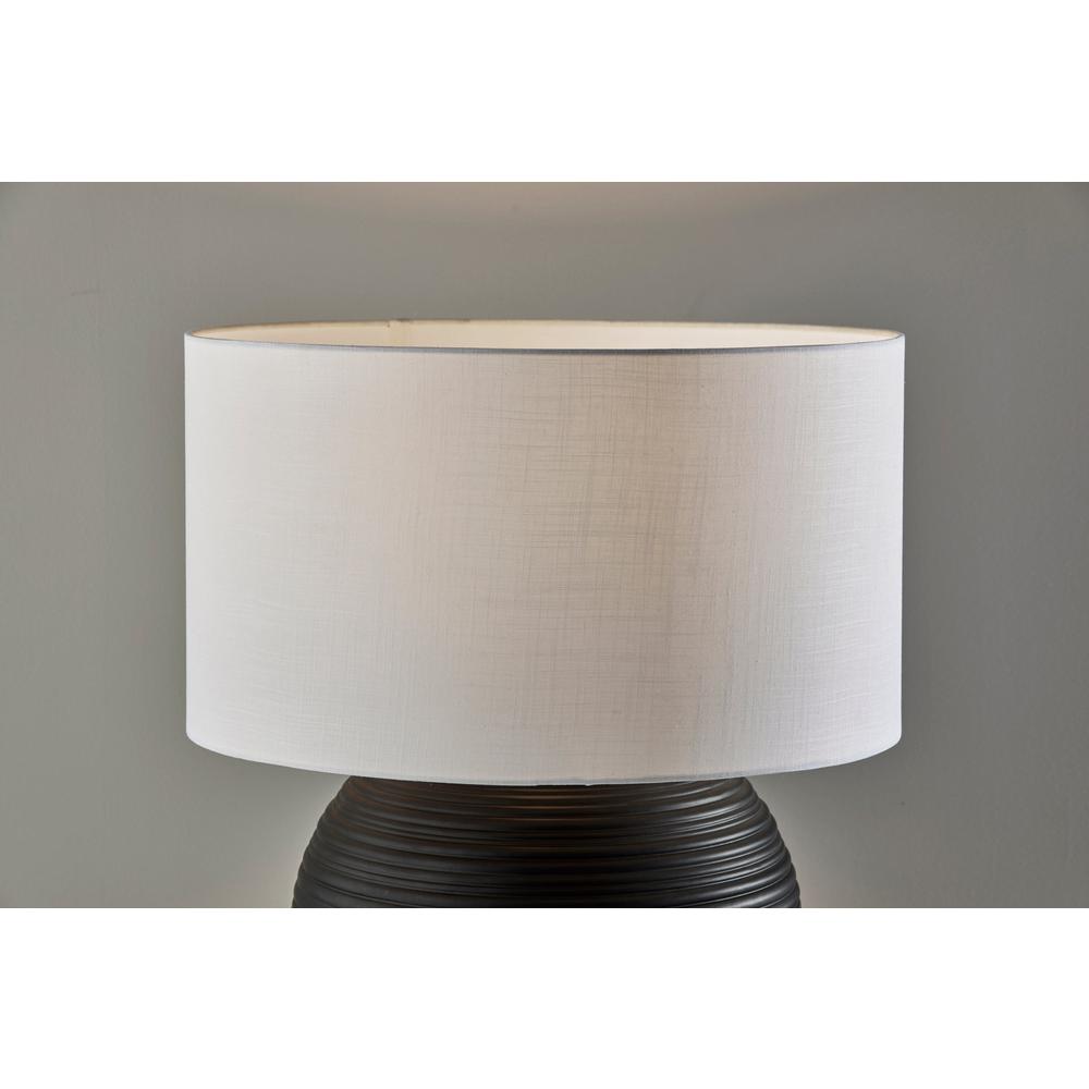 Noelle Table Lamp. Picture 4