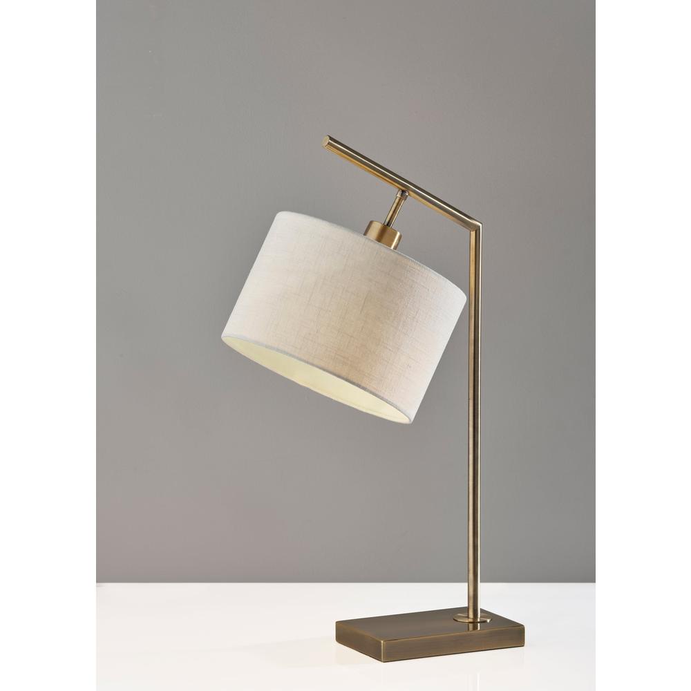 Reynolds Table Lamp. Picture 5