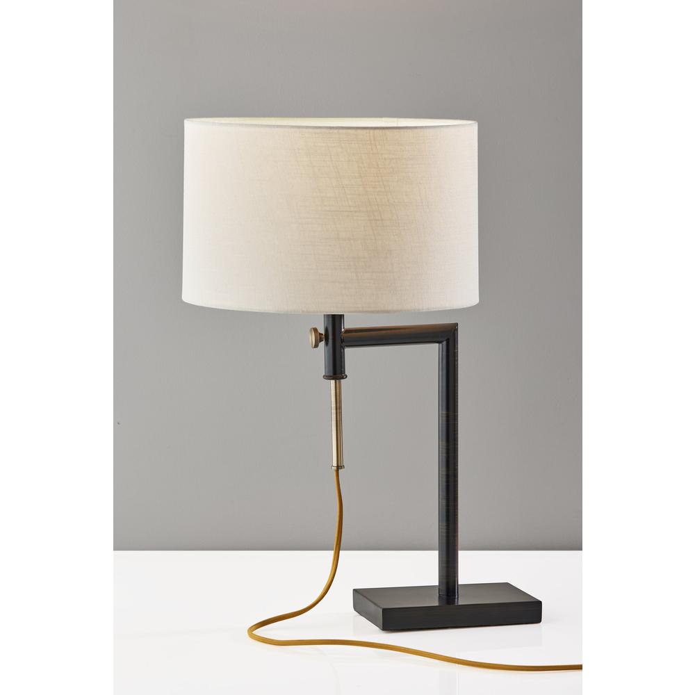 Winthrop Table Lamp. Picture 5