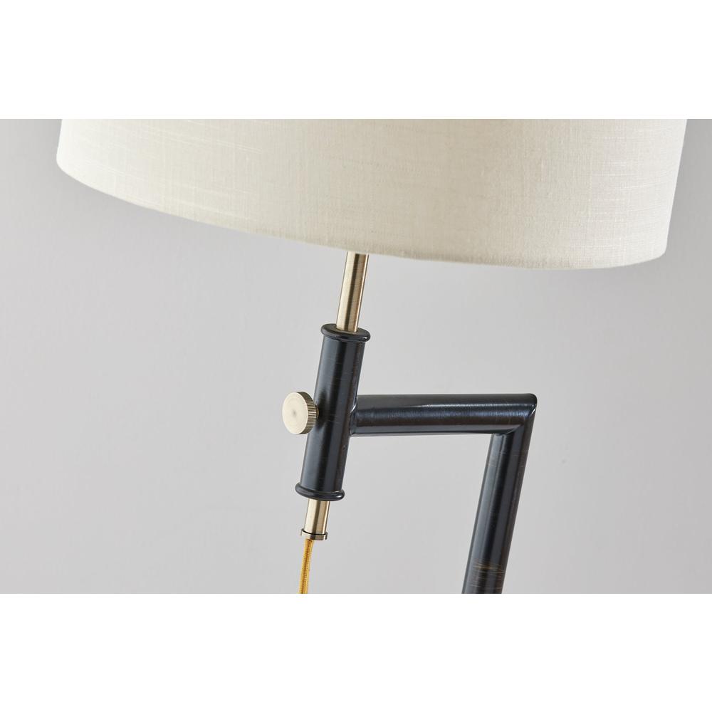 Winthrop Table Lamp. Picture 6