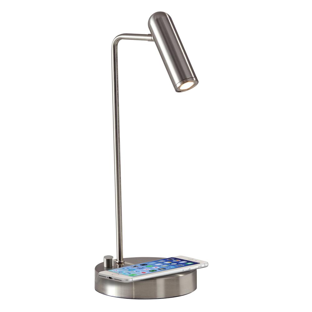 Kaye AdessoCharge LED Desk Lamp. Picture 1