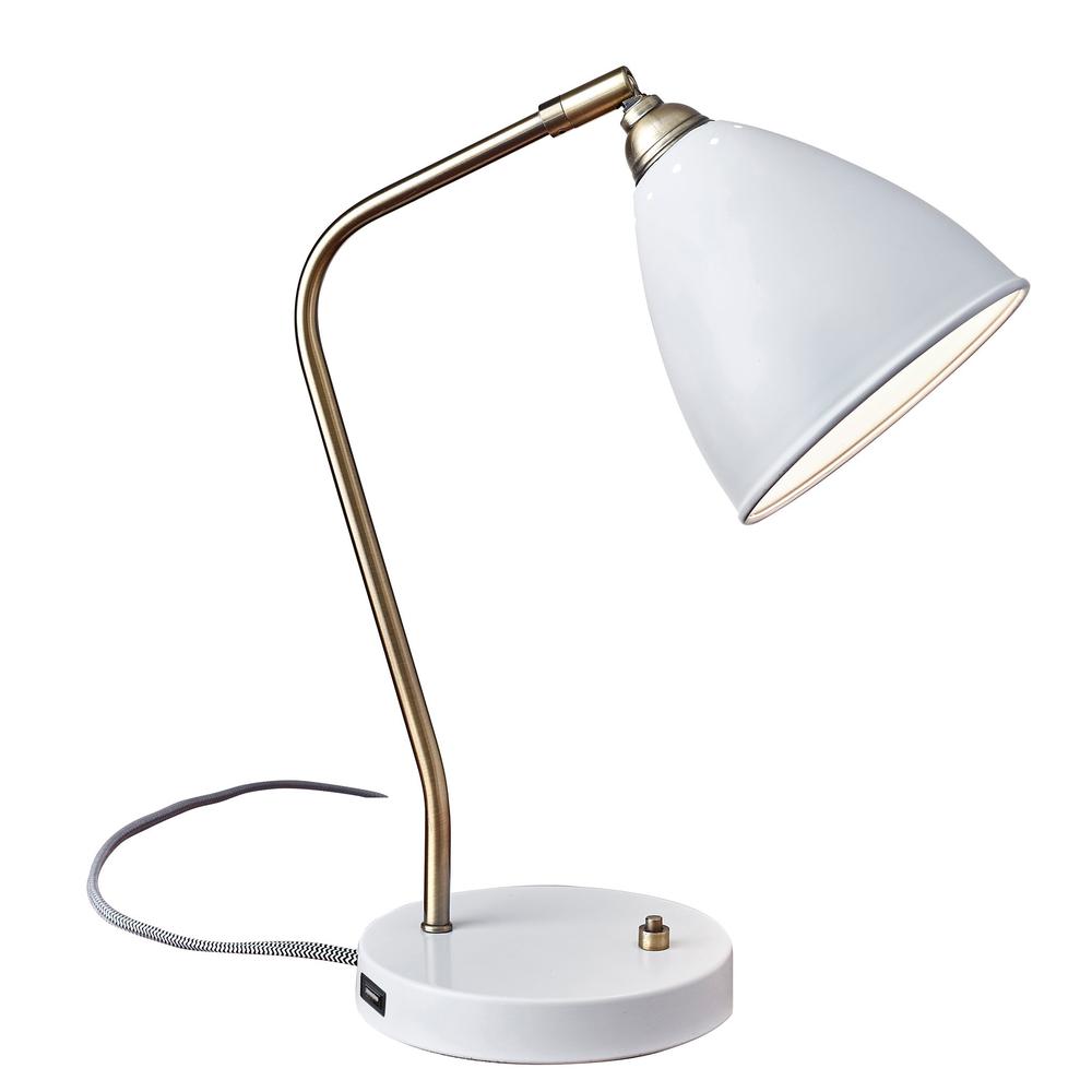 Chelsea Desk Lamp. Picture 1