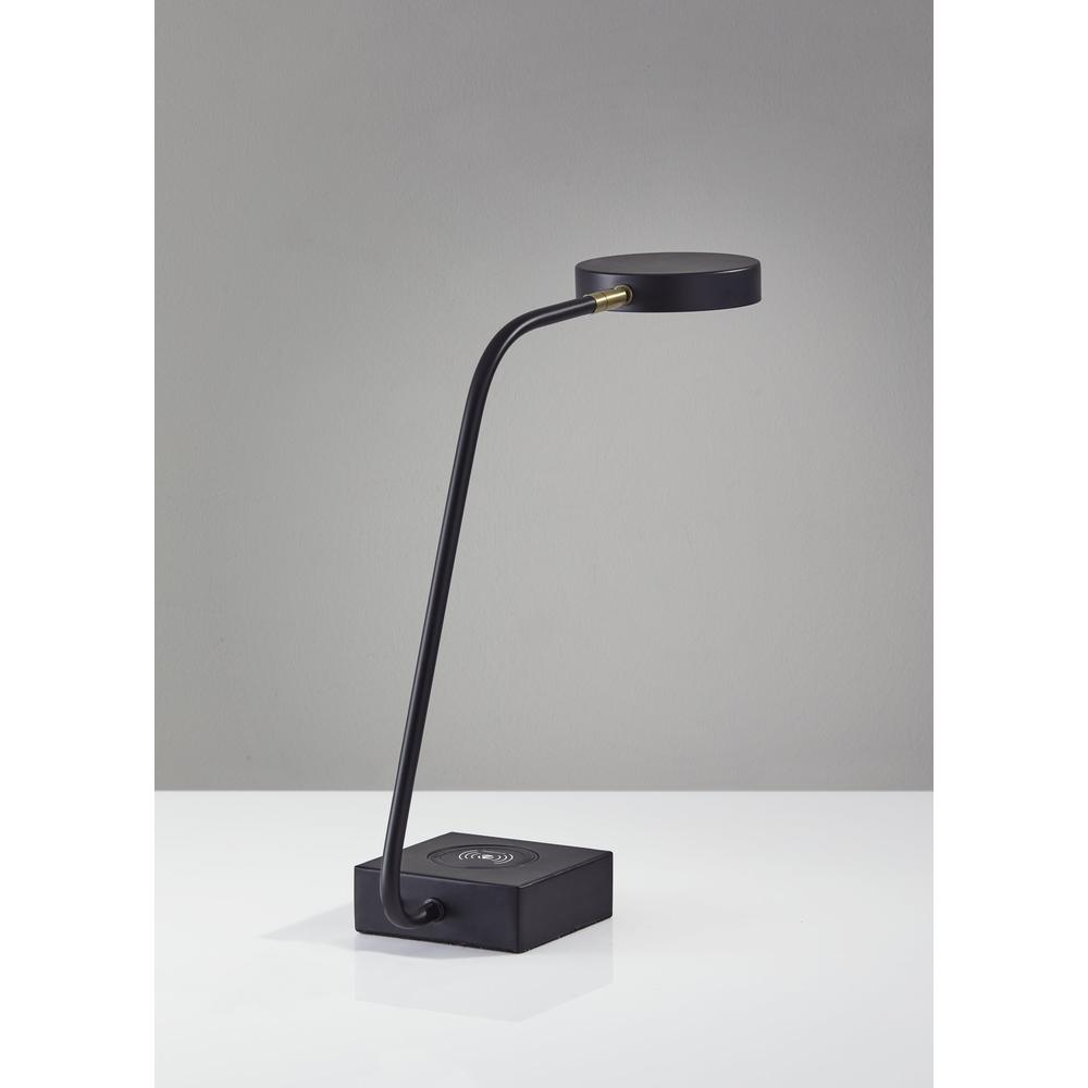 Conrad LED AdessoCharge Desk Lamp. Picture 6