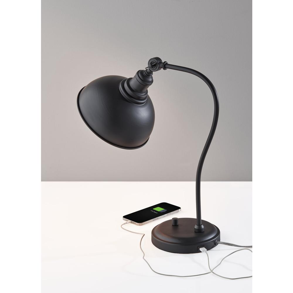 Wallace Desk Lamp. Picture 4