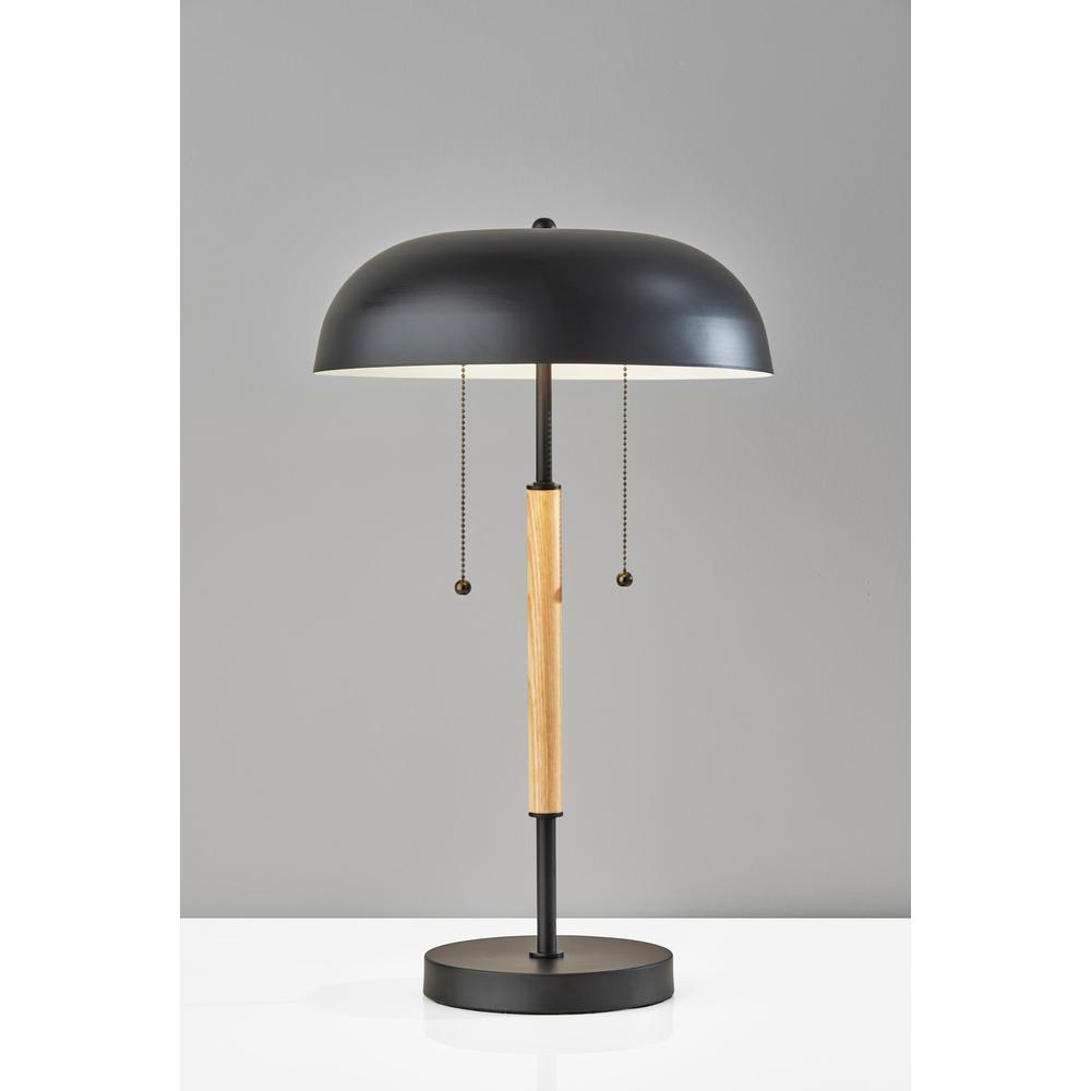Everett Table Lamp. Picture 2